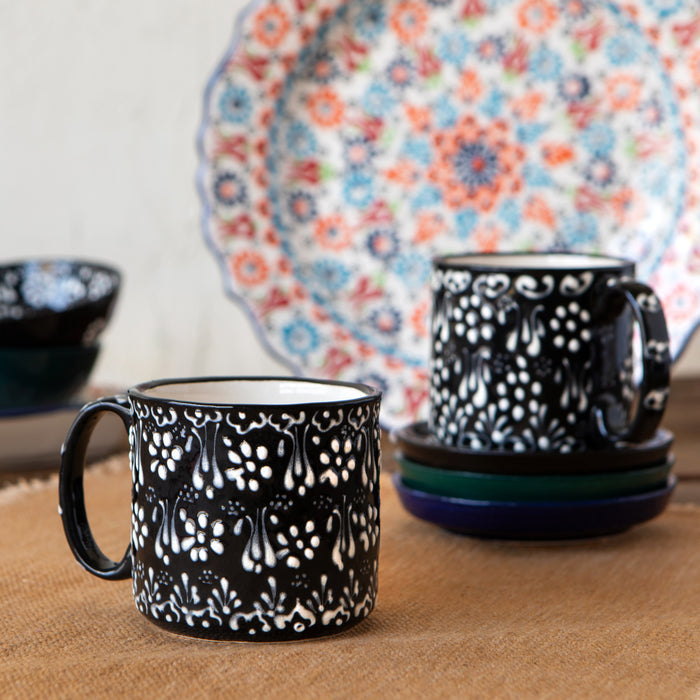 Hand-painted Turkish Mug - Evani Black