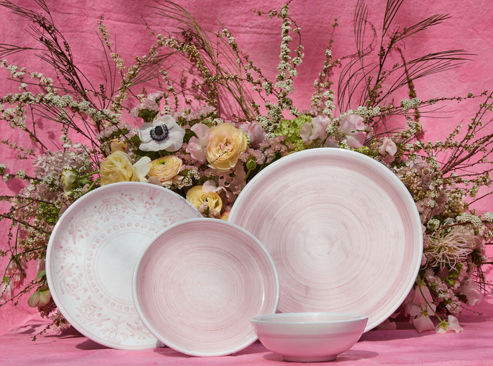 S&B Decorated Dinner Plate in White With Pastel Pink Pattern, 26cm